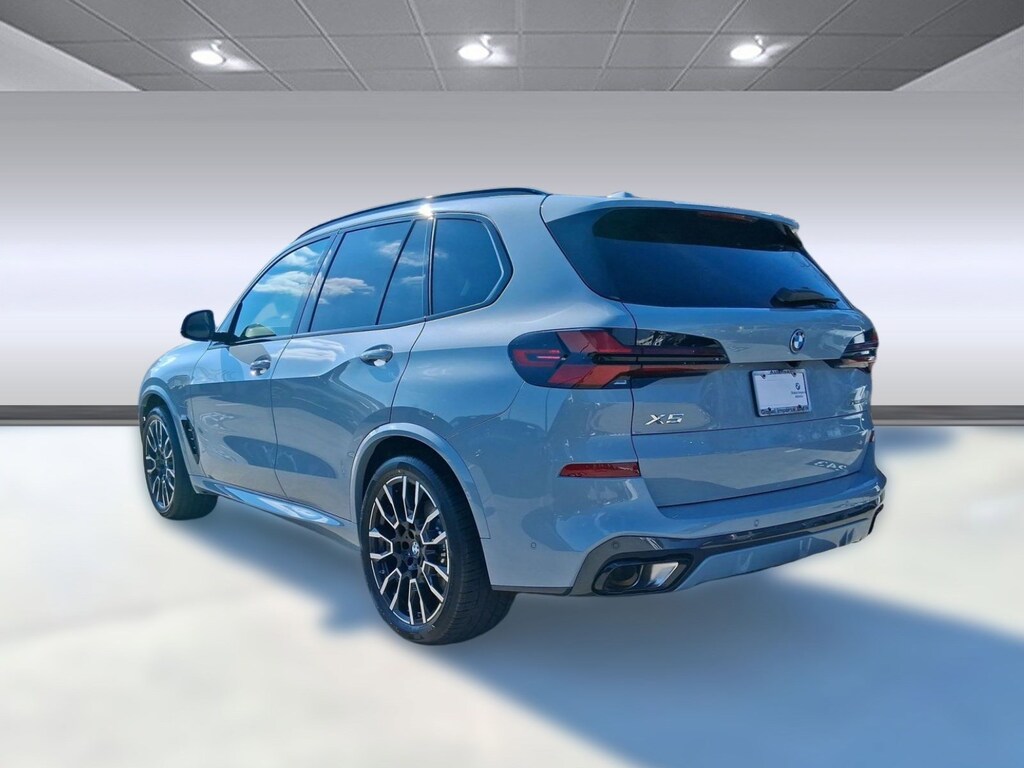 New 2026 BMW X5 PHEV xDrive50e SUV