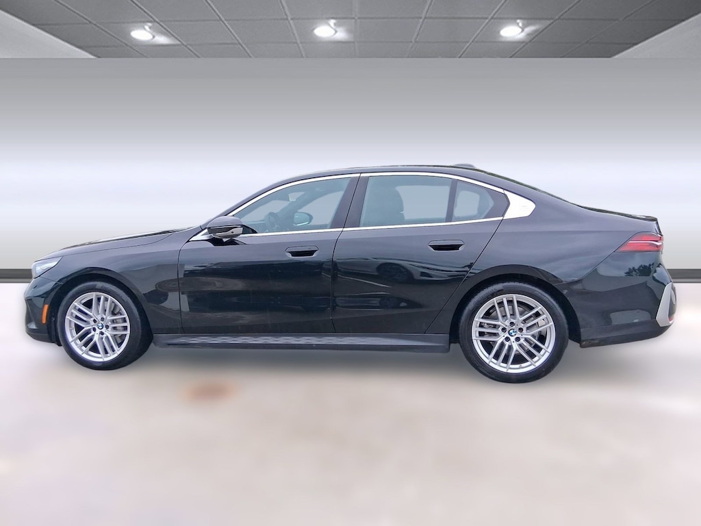 Used 2025 BMW 530i  Sedan