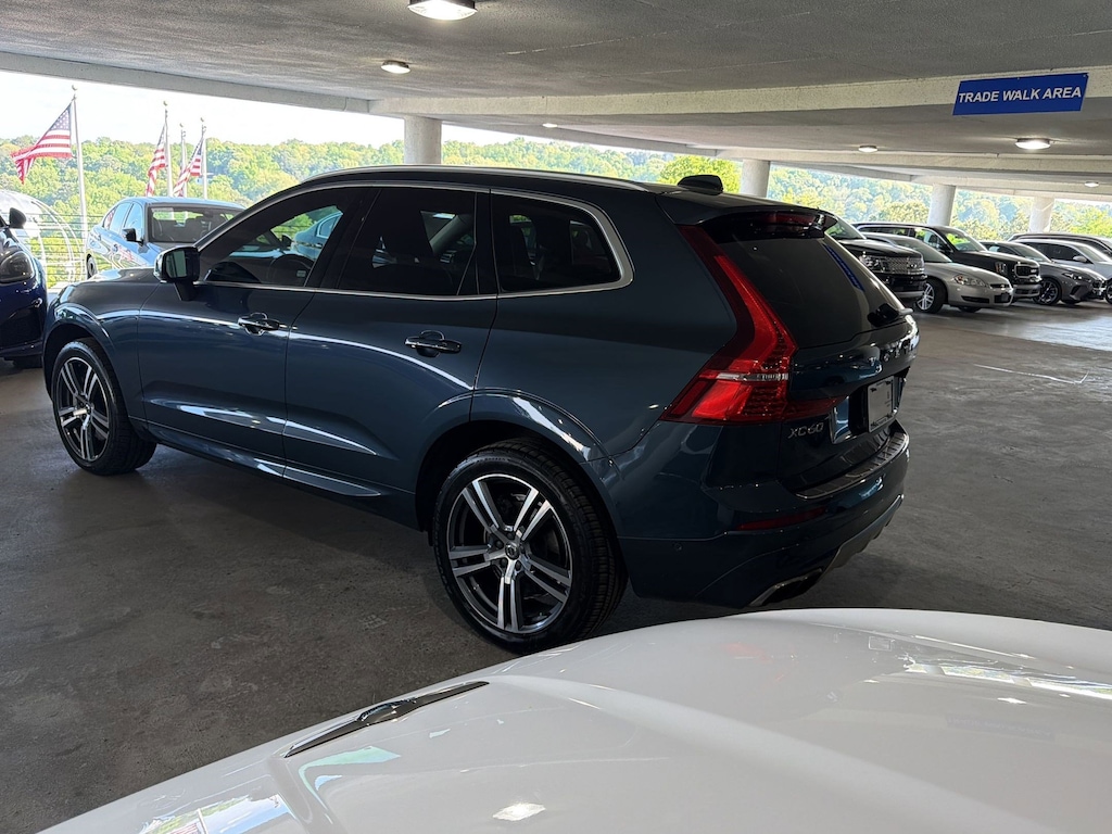 Used 2019 Volvo XC60 T6 Momentum SUV
