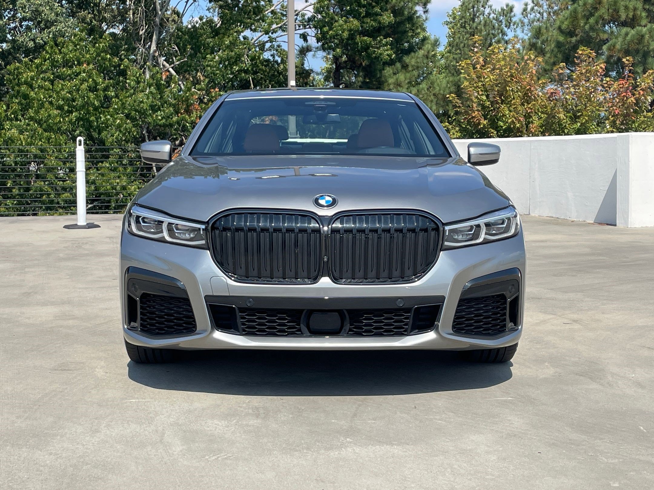 2022 Bmw 750i xDrive Sedan photo 2