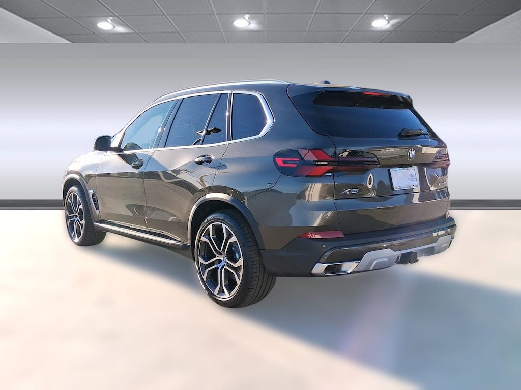 New 2026 BMW X5 xDrive40i SUV