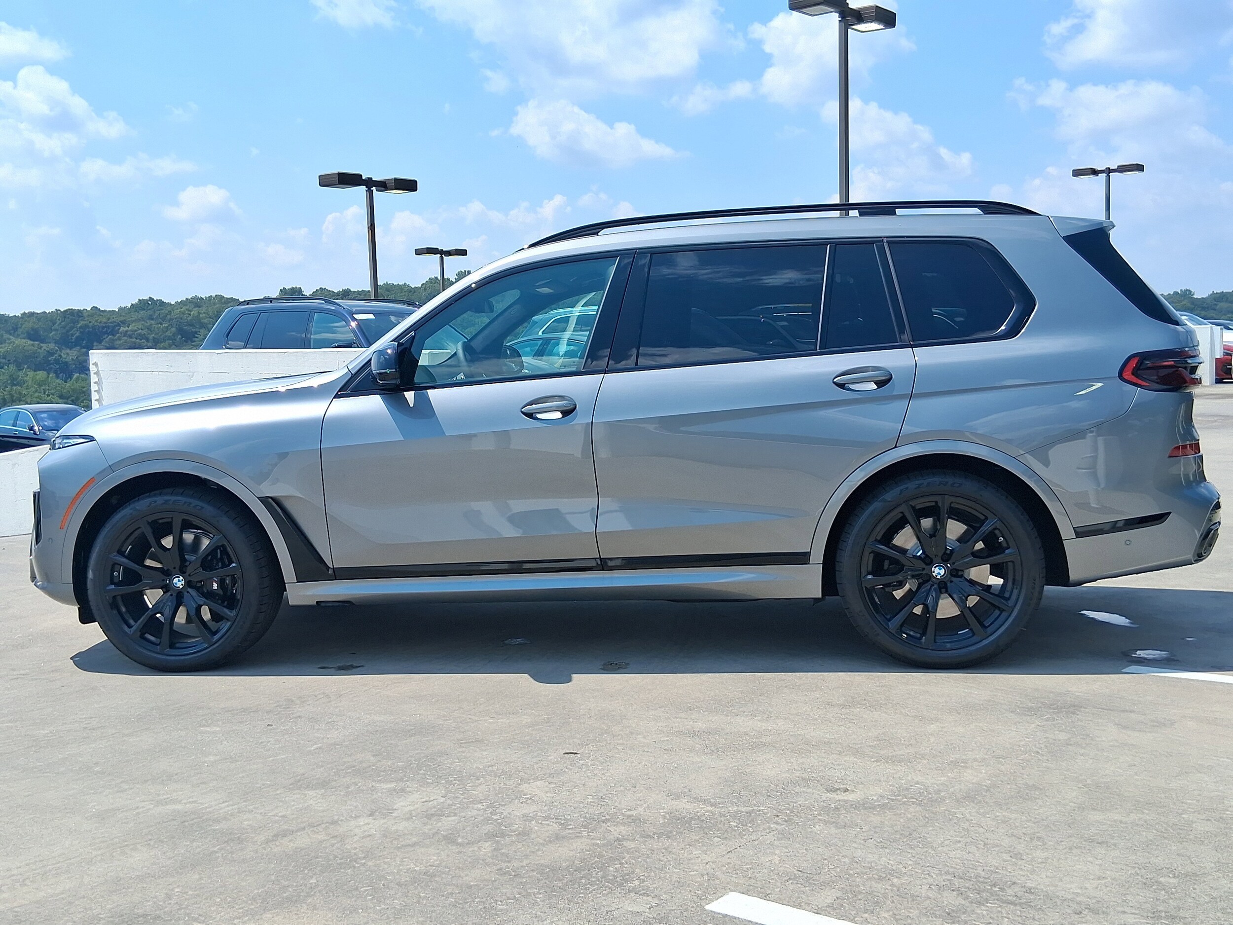 2026 Bmw X7 M60i photo 4