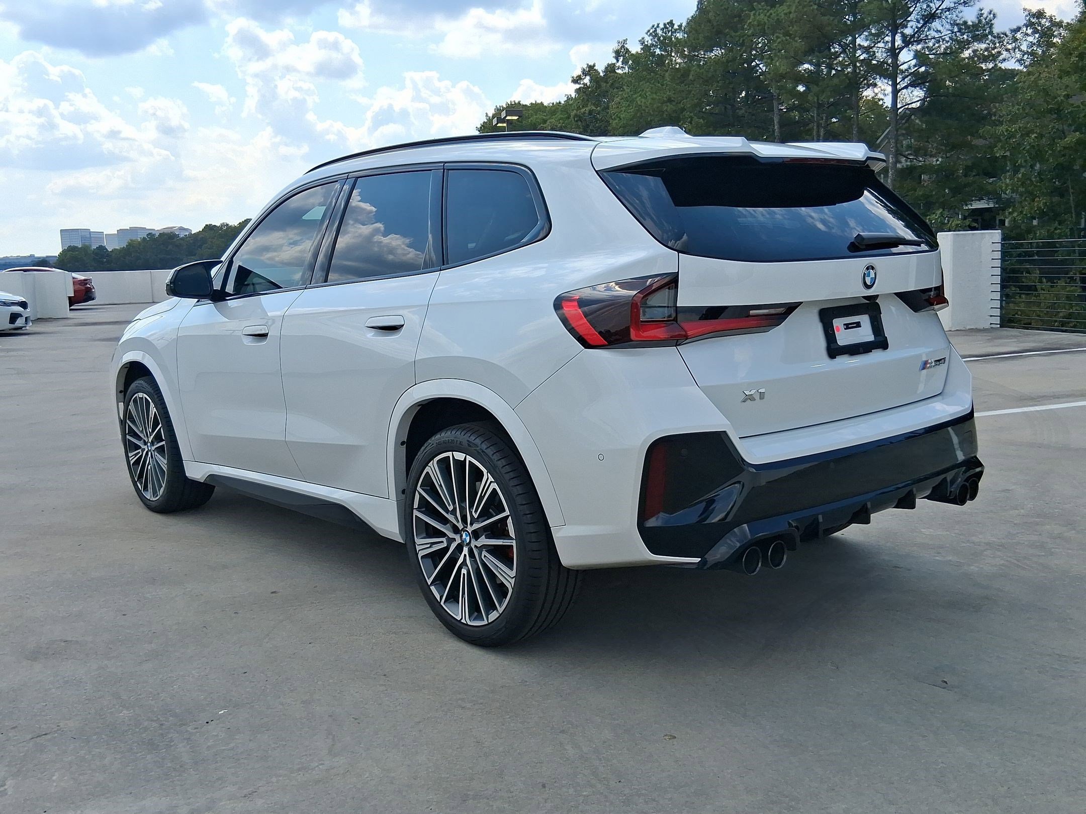 2025 Bmw X1 M35i photo 3