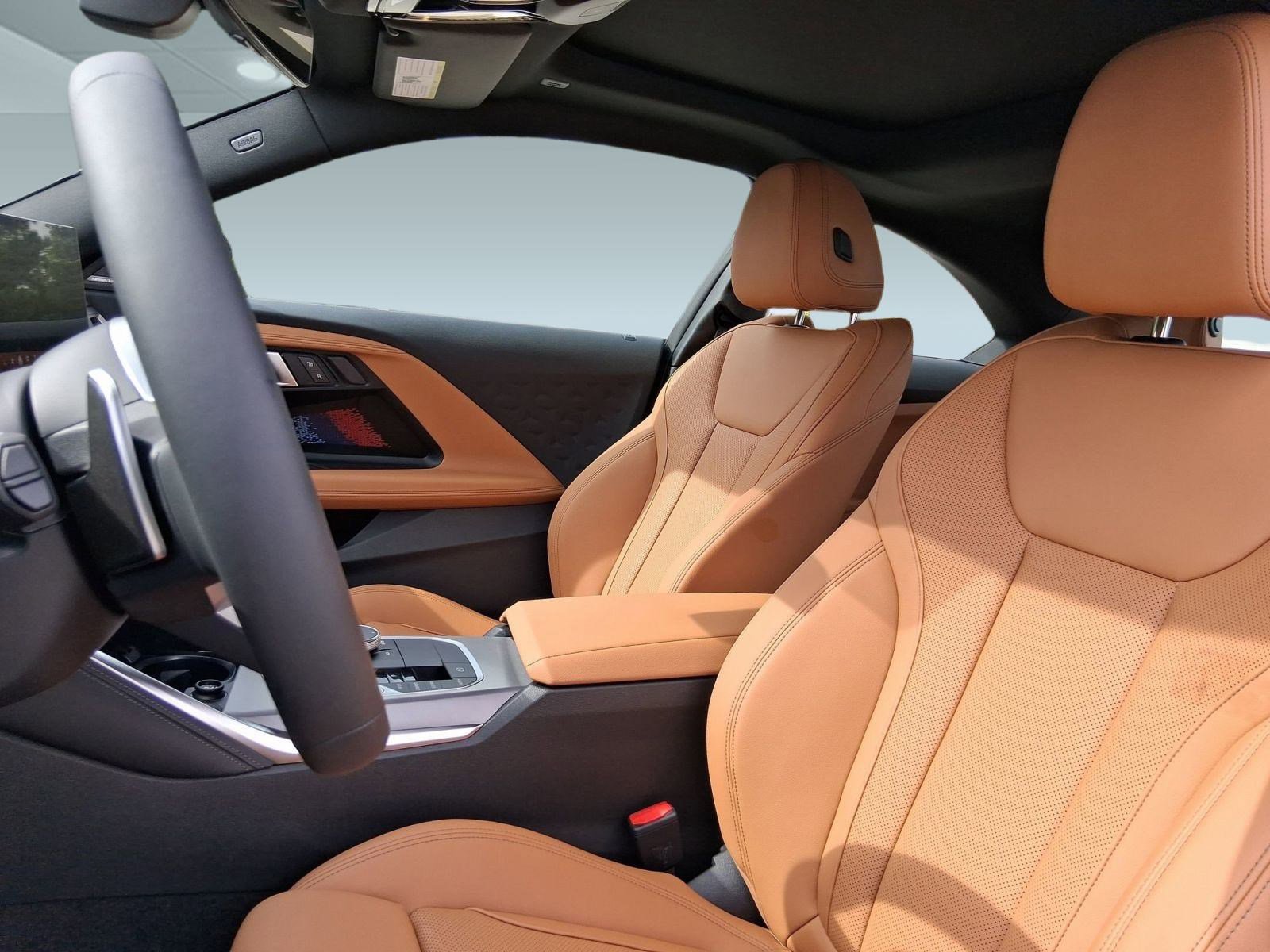 2026 Bmw 230i Coupe photo 4
