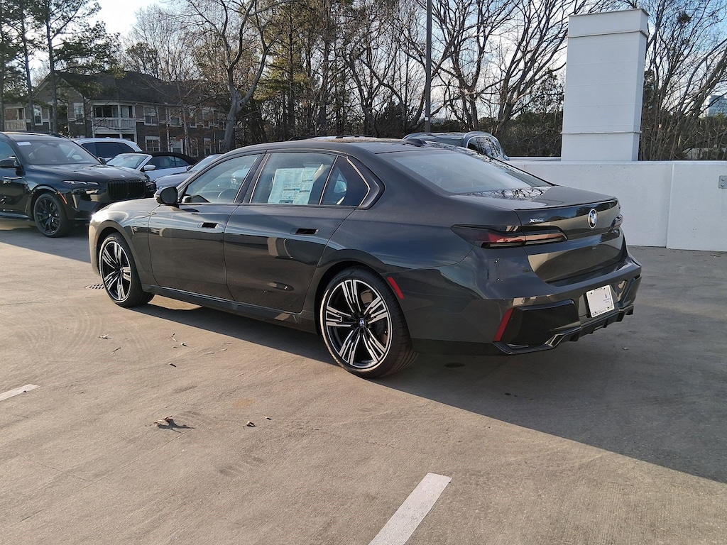 New 2026 BMW 740i xDrive Sedan