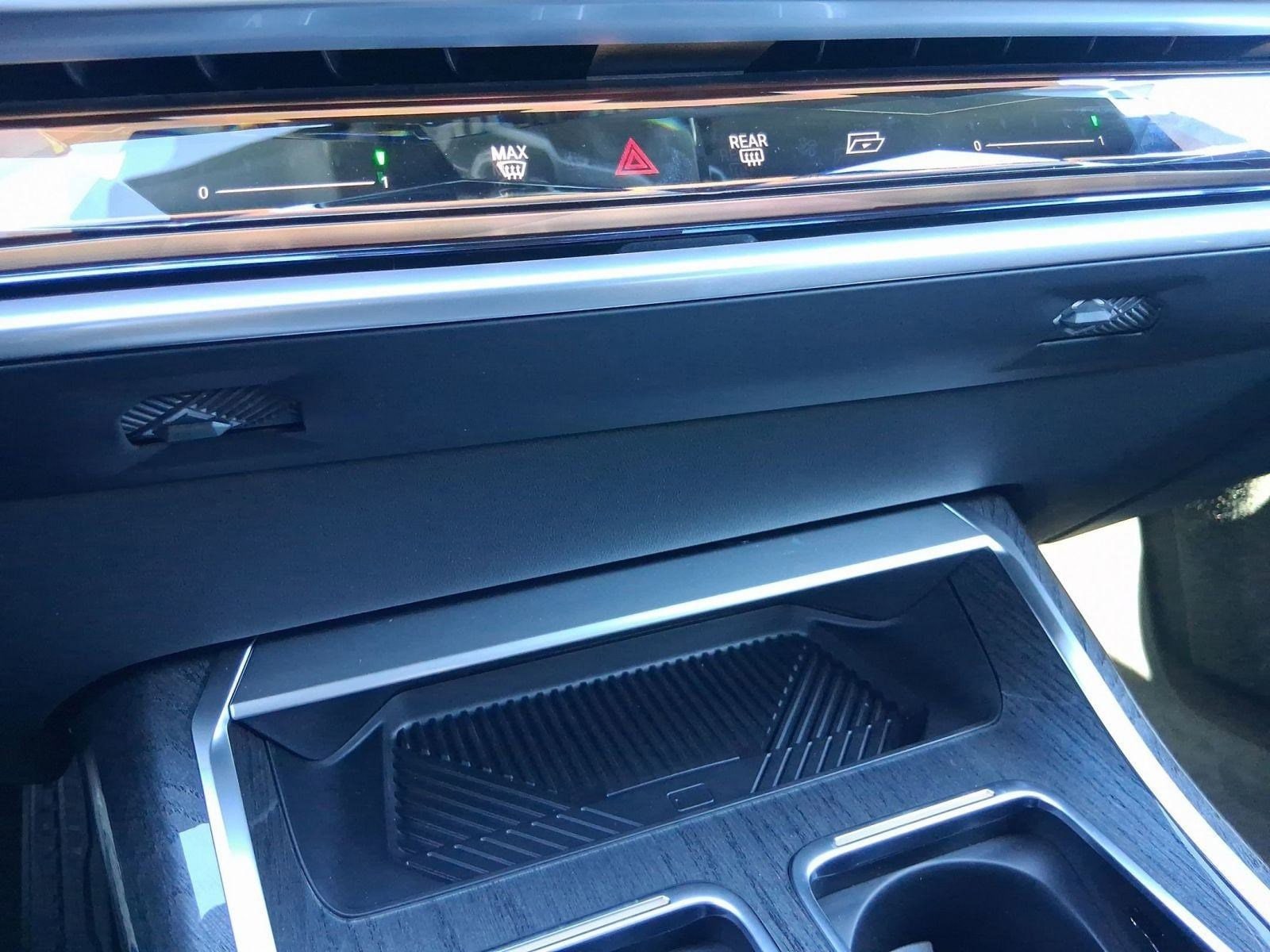 2026 BMW 7 Series 750e - Photo 26