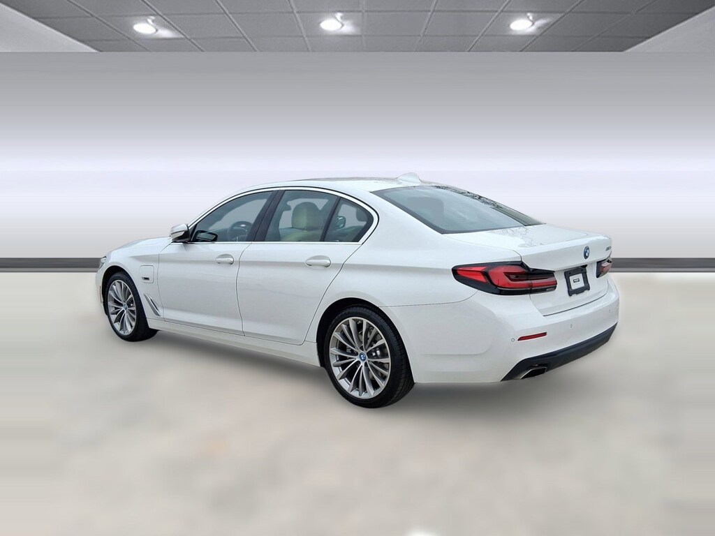 Certified 2023 BMW 530e 530e Plug-In Hybrid