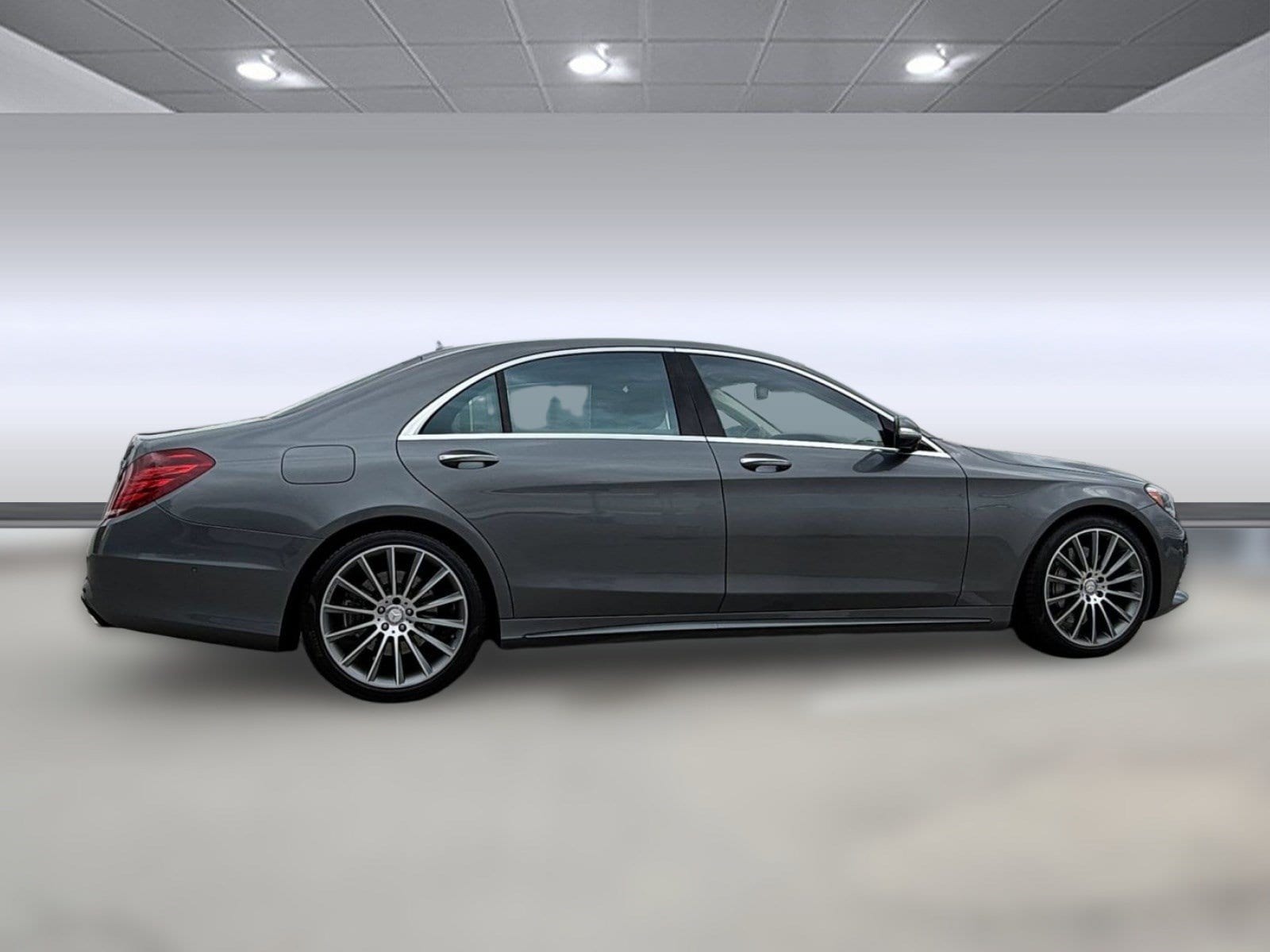 2017 Mercedes-Benz Maybach S 550 Sedan