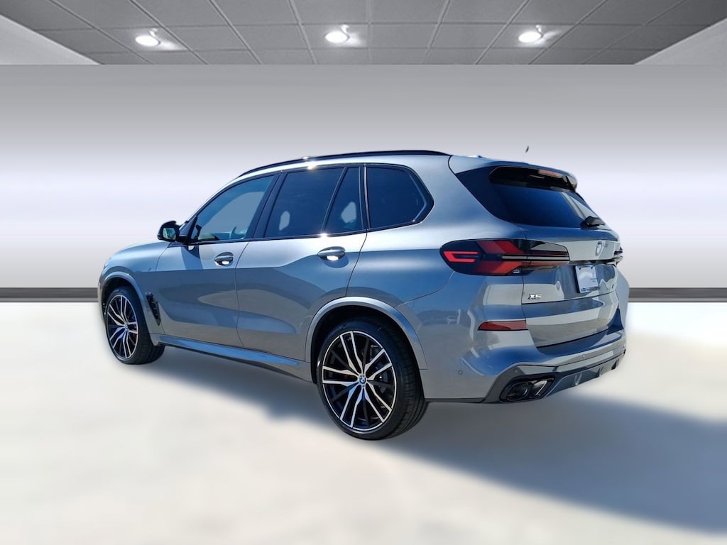 New 2026 BMW X5 M60i SUV