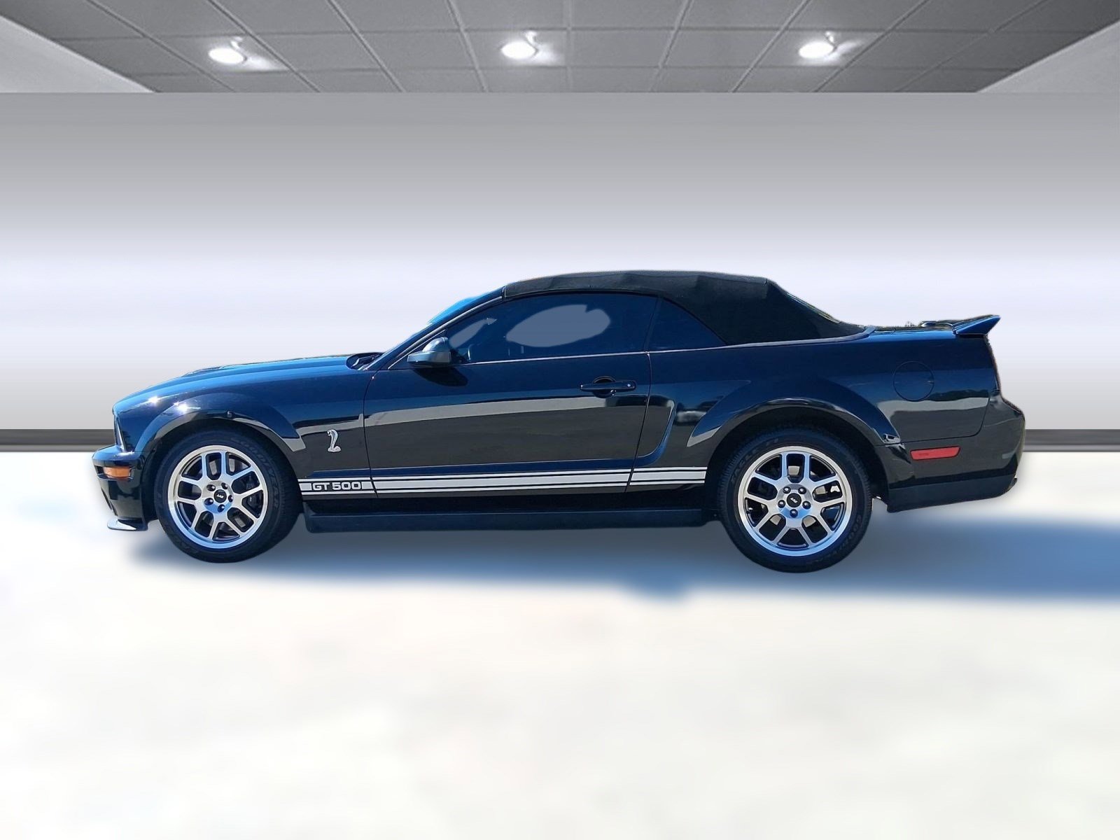 2007 Ford Mustang Shelby GT500 photo 2