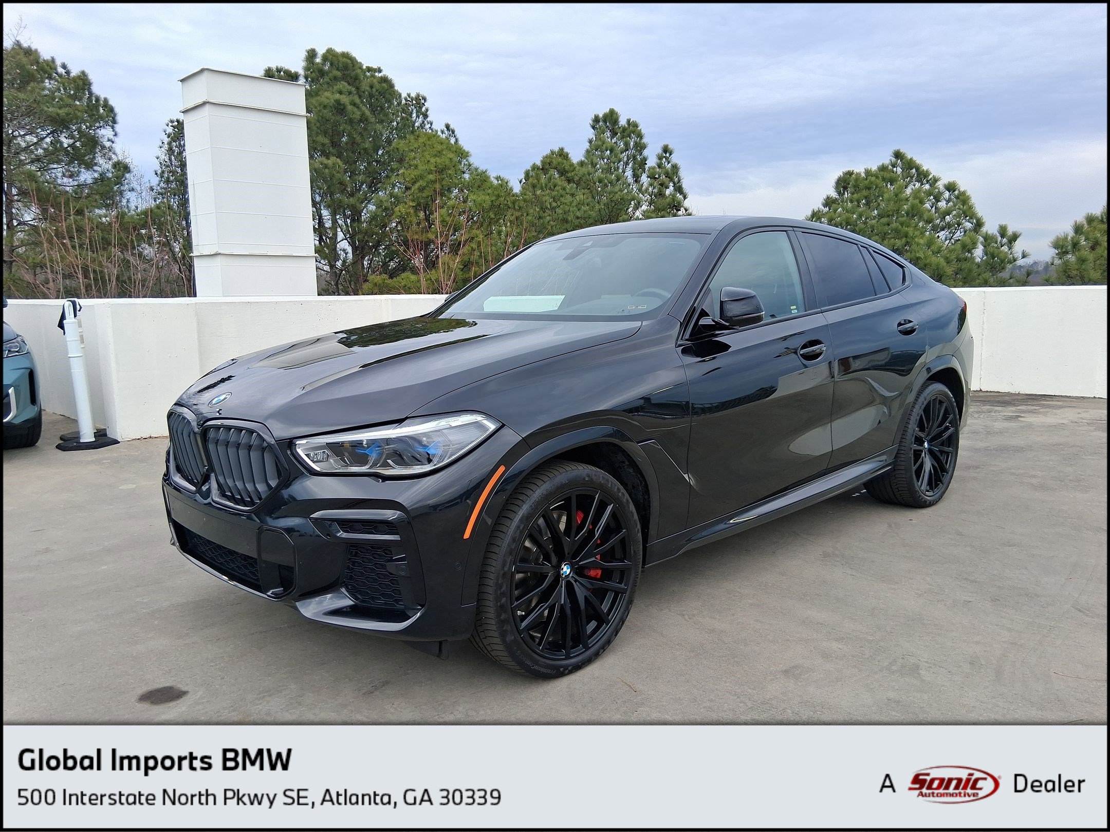 2023 BMW X6 M50i's photo