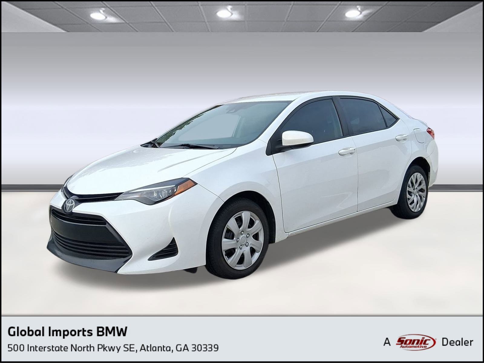2019 Toyota Corolla LE's photo