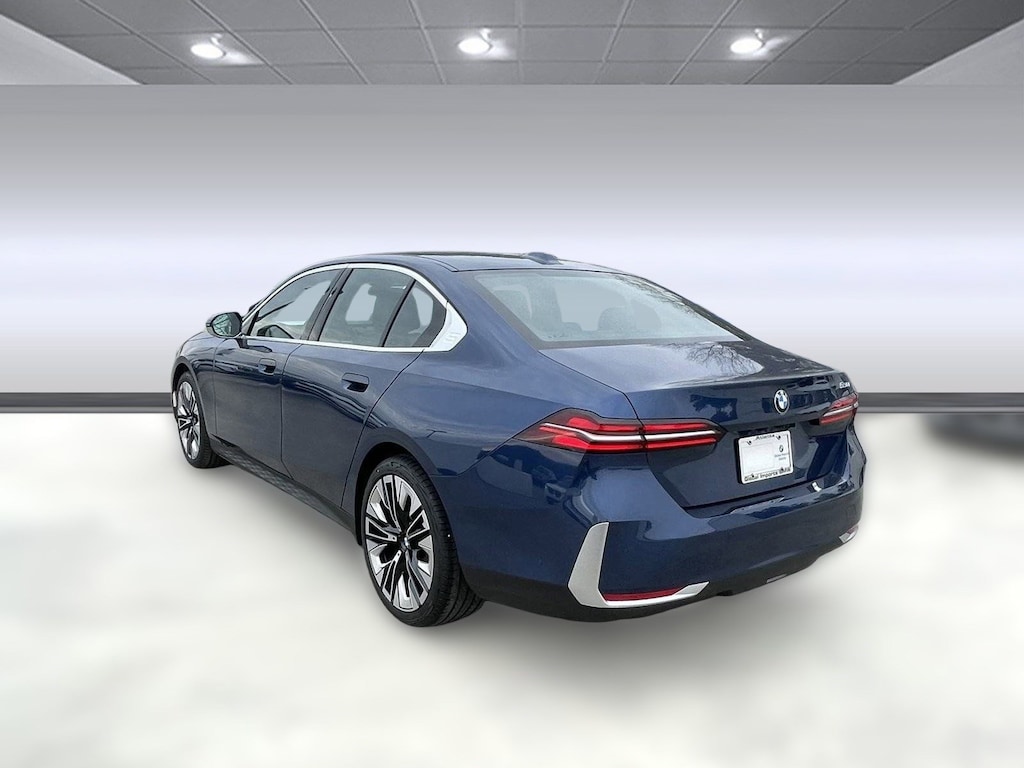 Used 2025 BMW 530i  Sedan