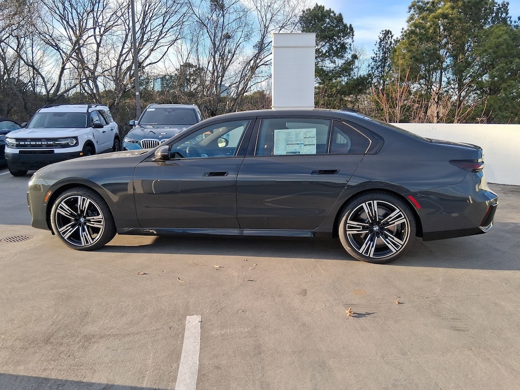 New 2026 BMW 740i xDrive Sedan