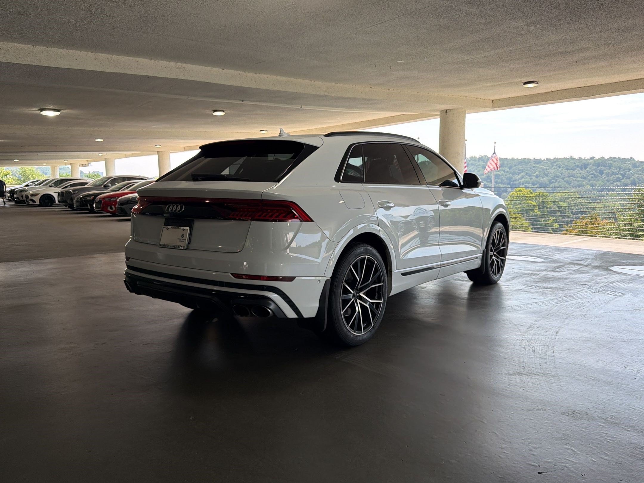 SQ8 4.0T Prestige SUV