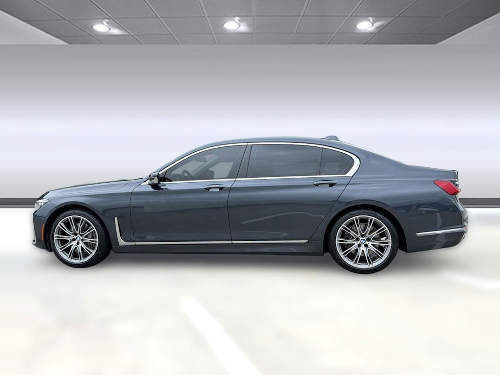 Used 2020 BMW 740i Sedan