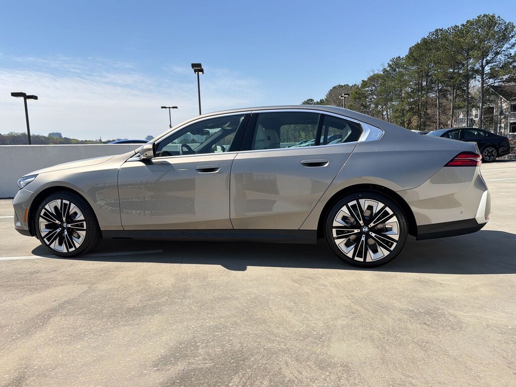 Used 2026 BMW 530i Sedan