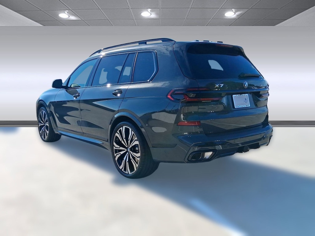 New 2026 BMW X7 xDrive40i SUV