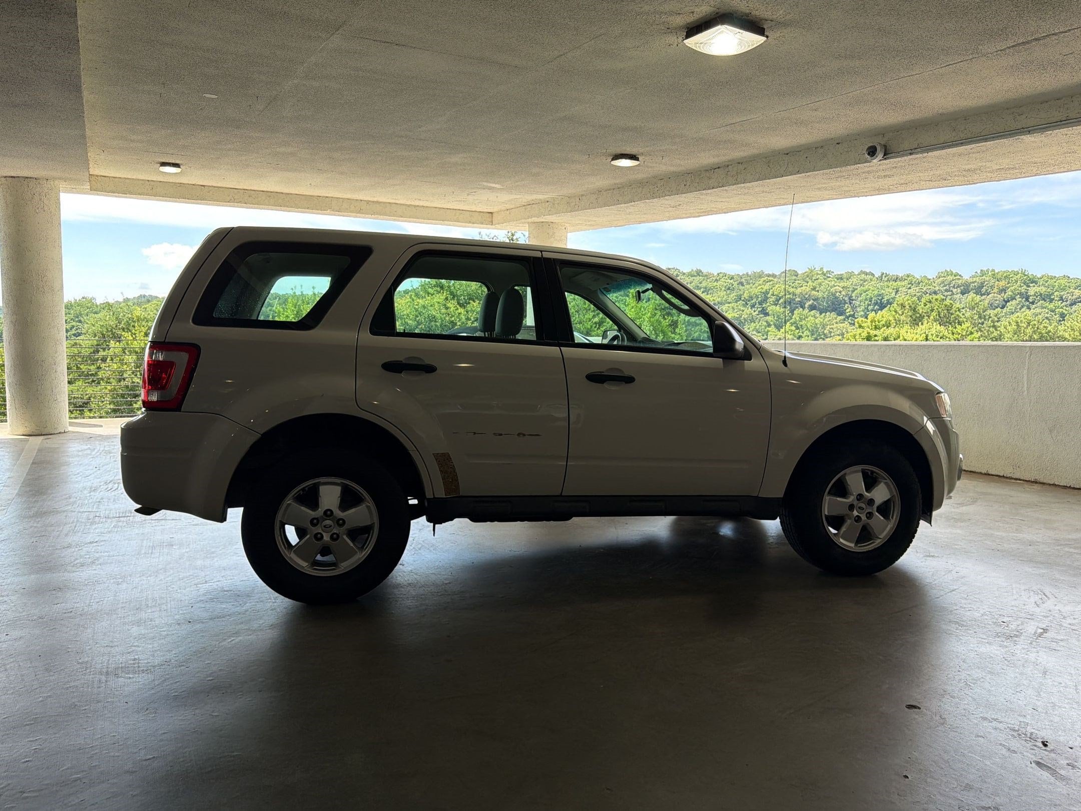 Escape XLS SUV