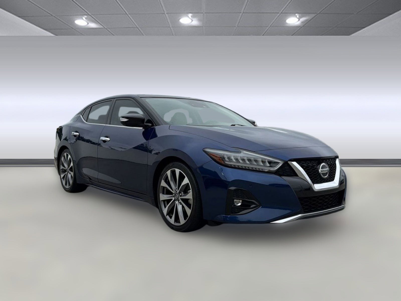 Maxima Platinum Sedan