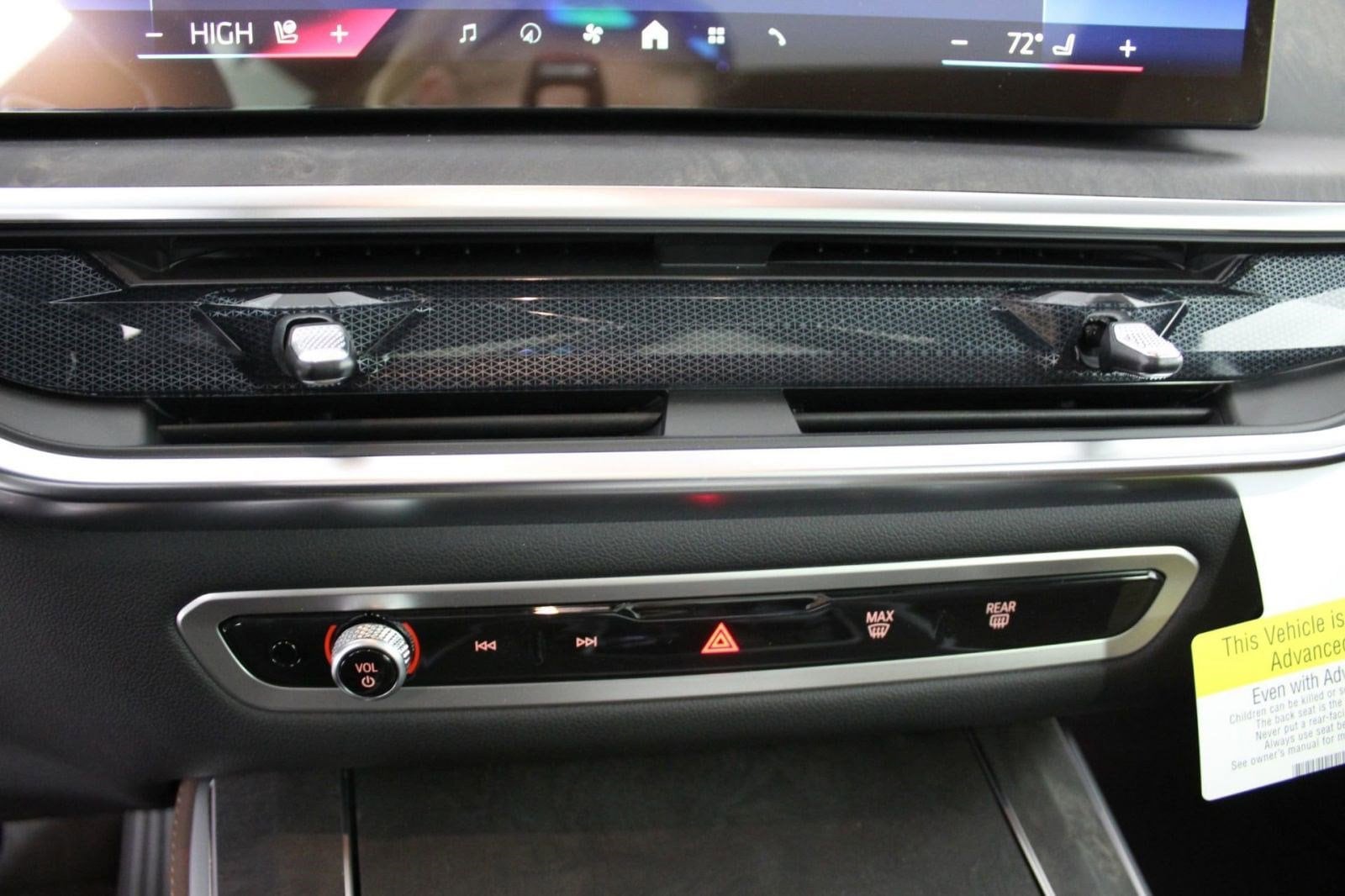 2026 BMW X5 50e - Photo 17