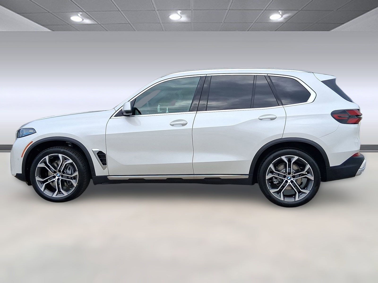 2026 Bmw X5 sDrive40i photo 2