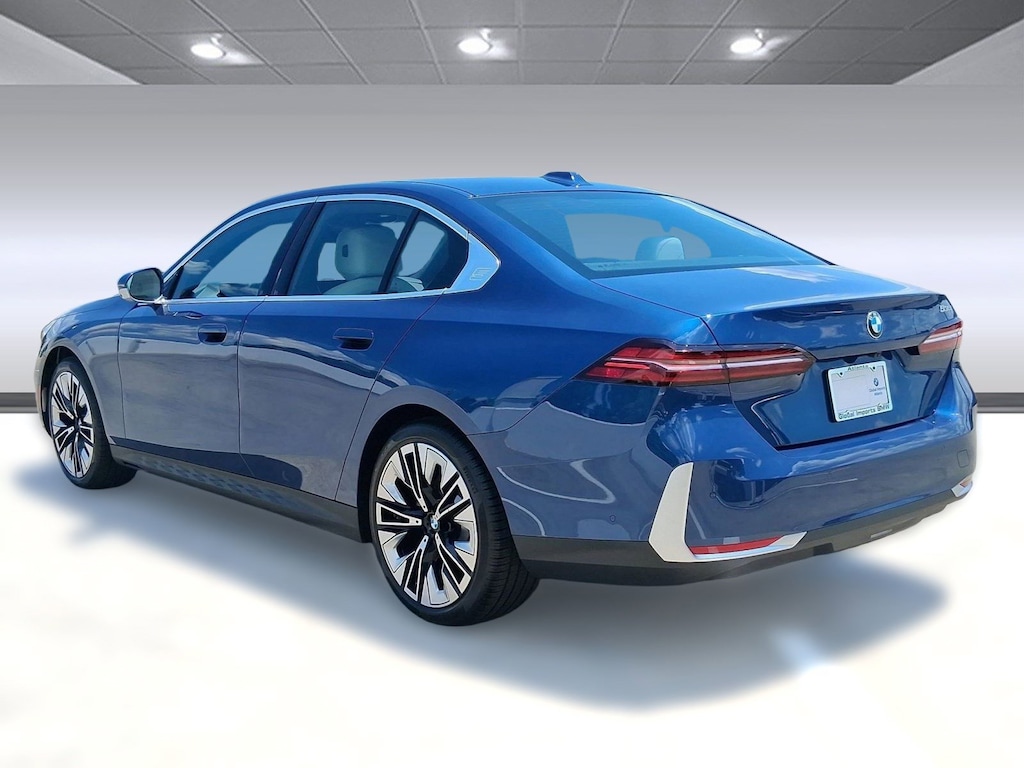 Used 2026 BMW 530i Sedan