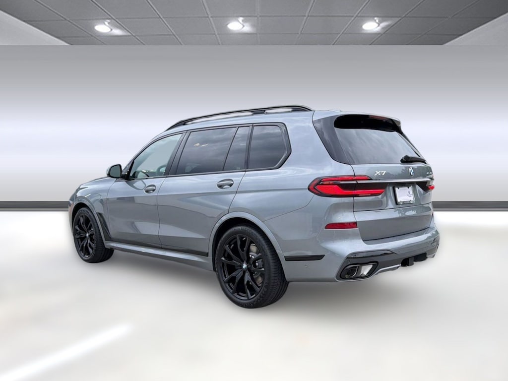 New 2027 BMW X7 xDrive40i SUV