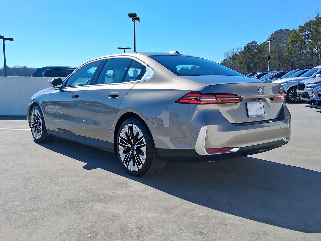 Used 2026 BMW 530i Sedan