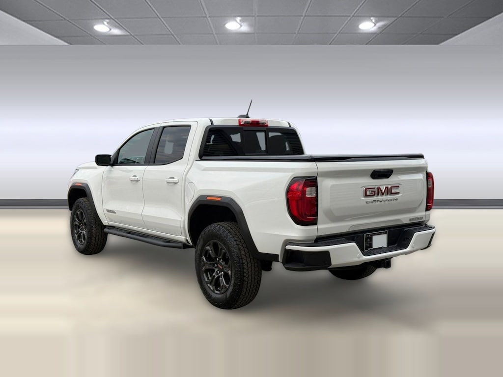 Used 2025 GMC Canyon Elevation 2WD Crew Cab Elevation