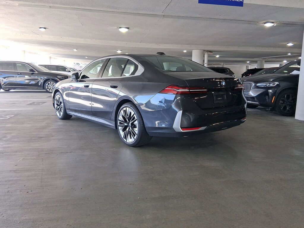 Used 2025 BMW 530i Sedan