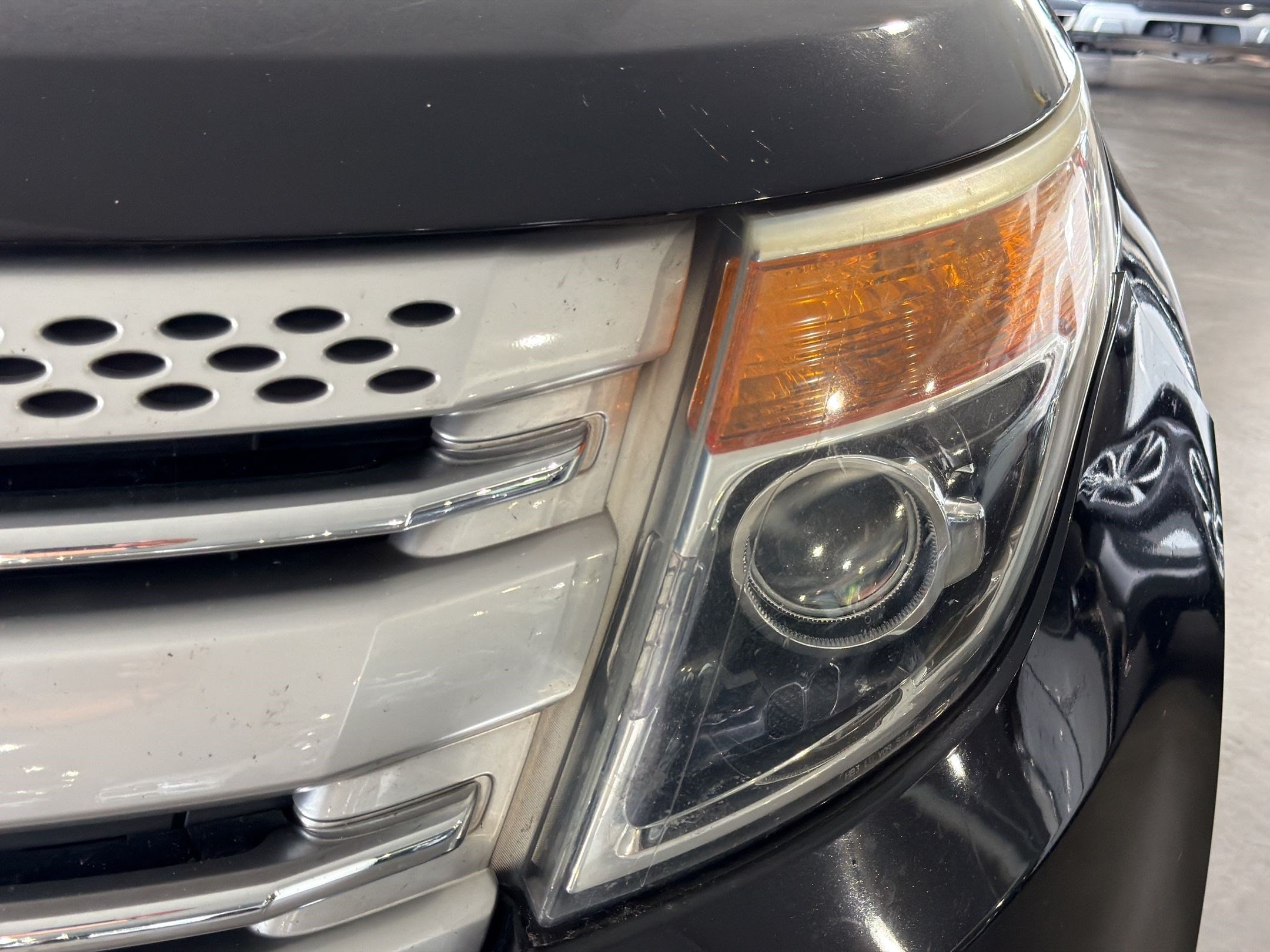 Explorer XLT SUV