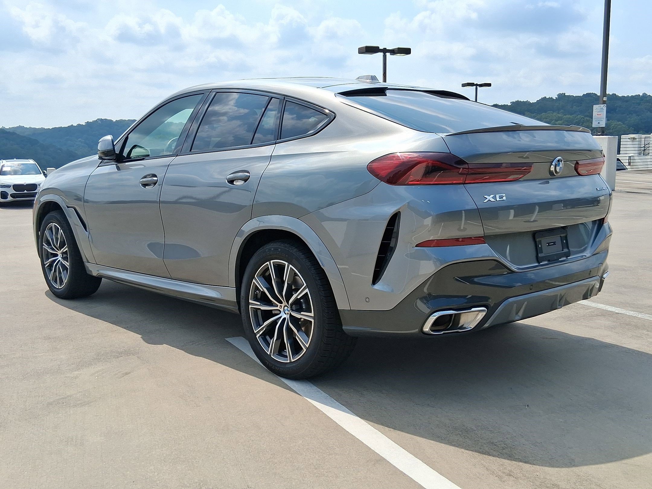 2025 Bmw X6 xDrive40i photo 3