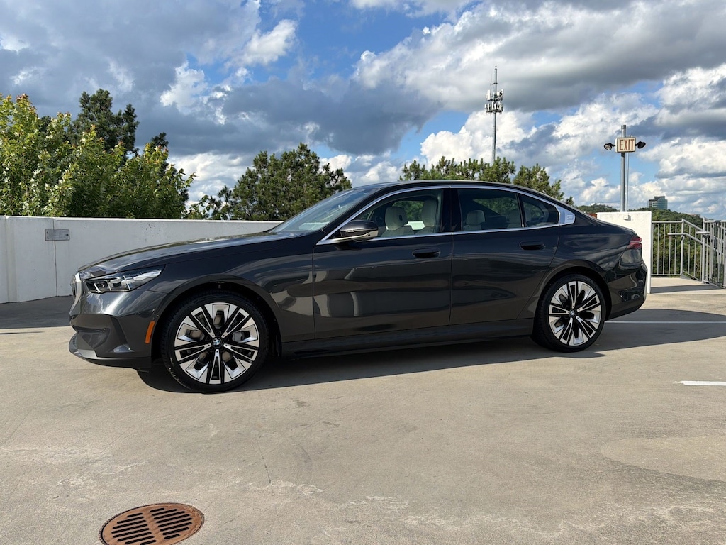 New 2027 BMW i5 eDrive40 Sedan