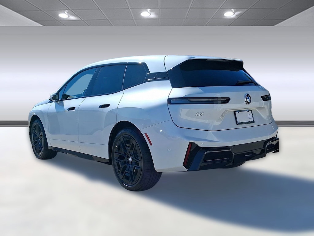 New 2026 BMW iX xDrive60 SUV