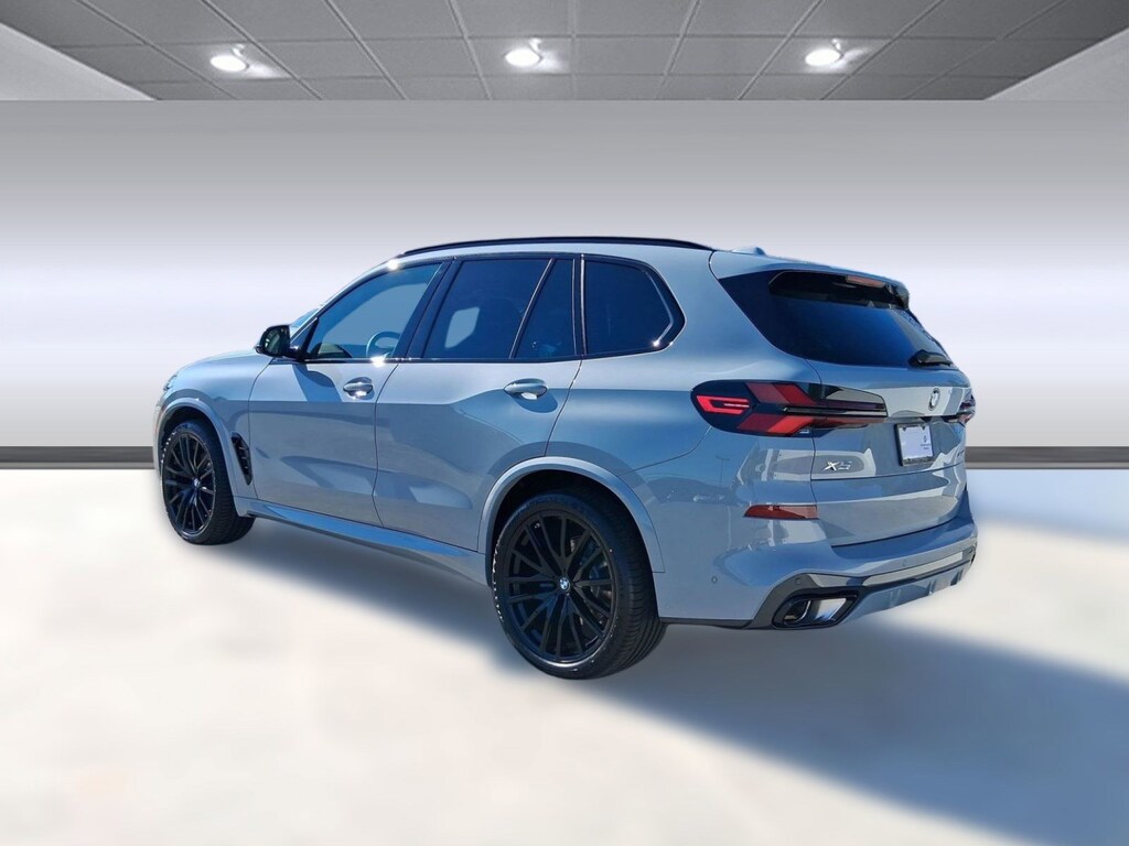 New 2026 BMW X5 xDrive40i SUV