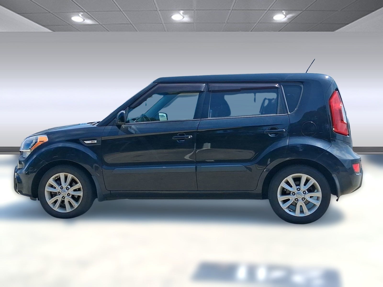 Used 2013 Kia Soul Base with VIN KNDJT2A5XD7627058 for sale in Atlanta, GA