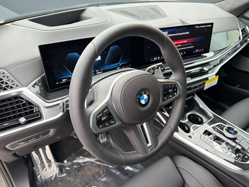 New 2026 BMW X7 M60i SUV