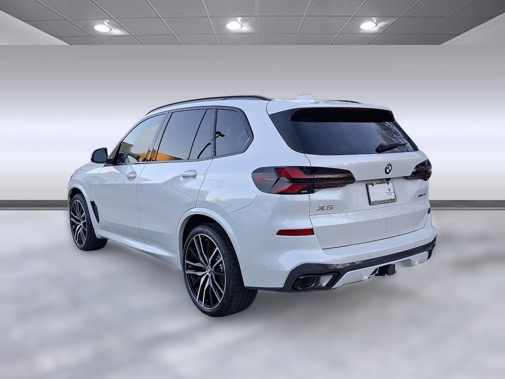 New 2026 BMW X5 xDrive40i SUV