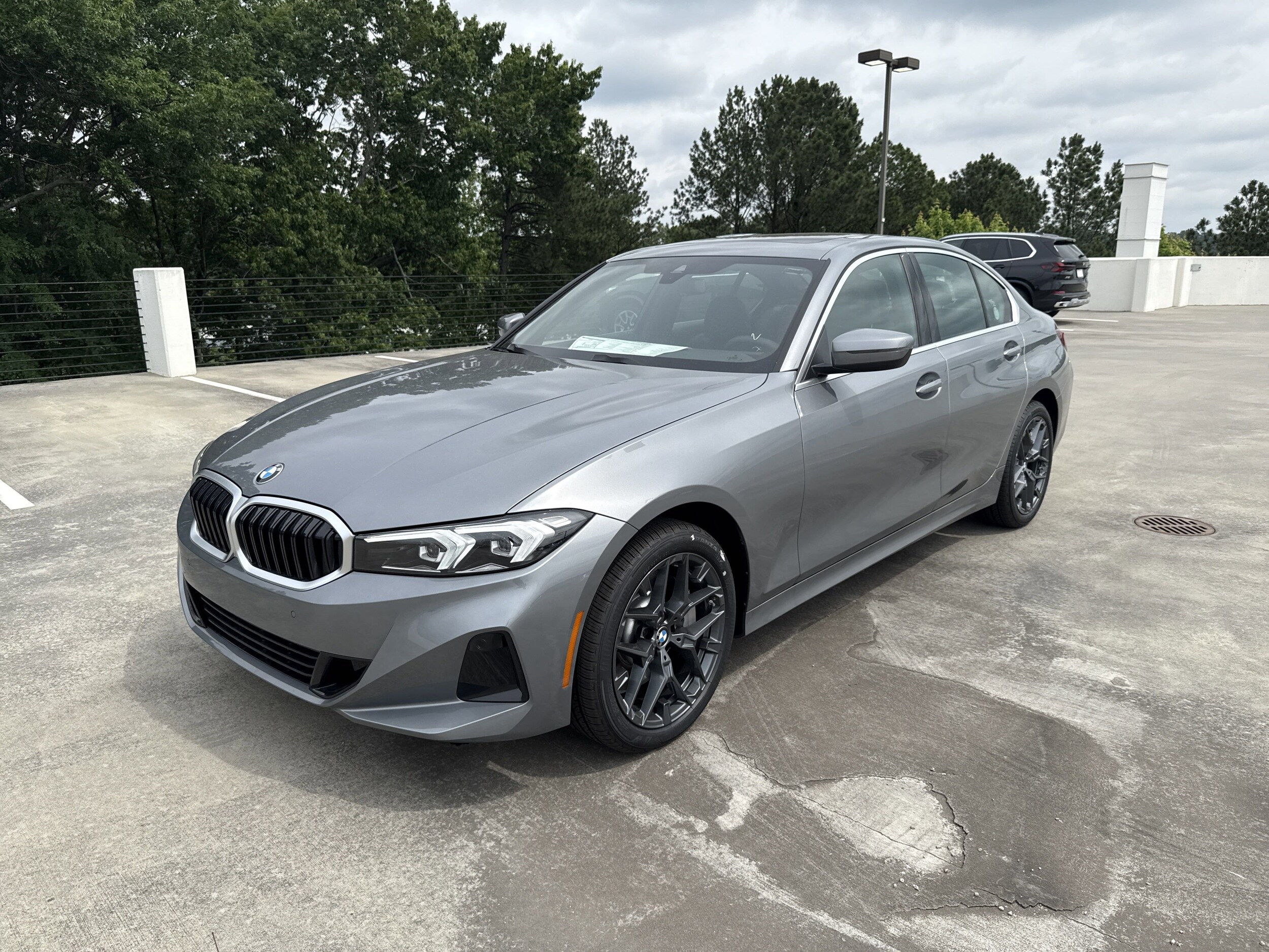 2025 Bmw 330i xDrive Sedan photo 3