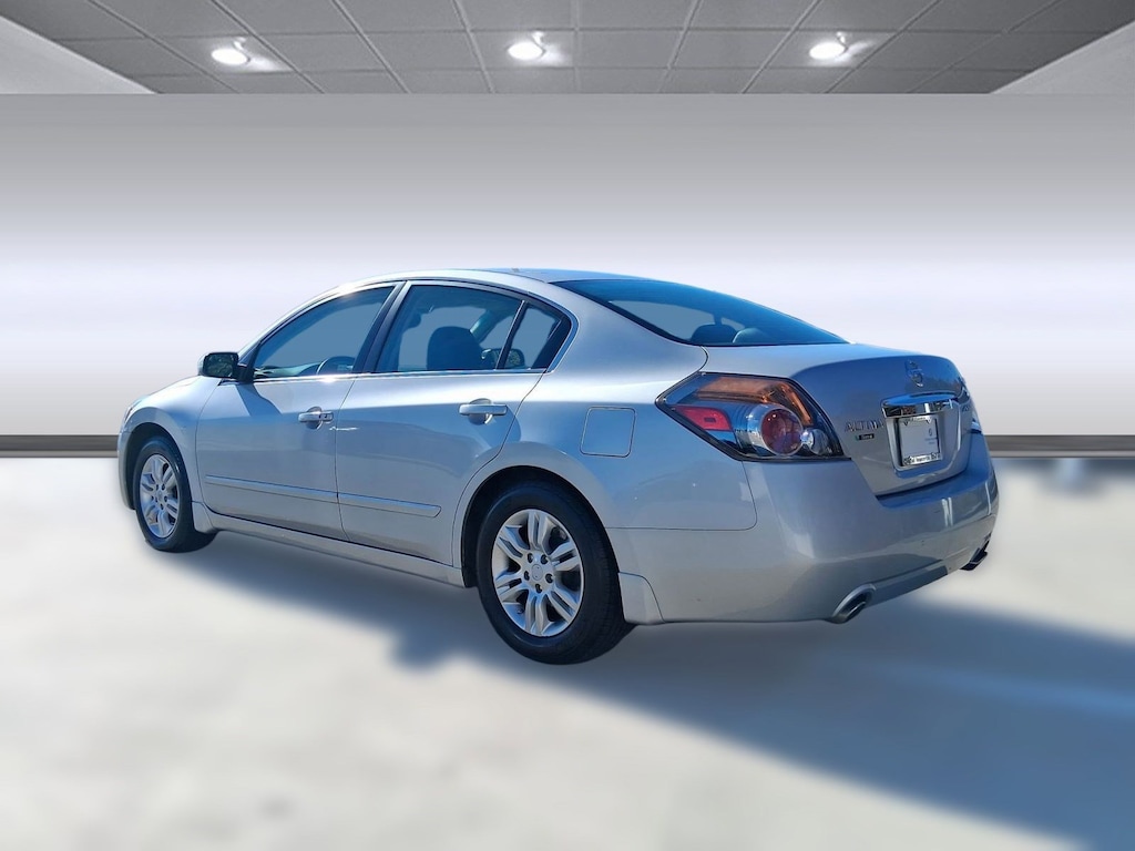 Used 2011 Nissan Altima 2.5 S Sedan