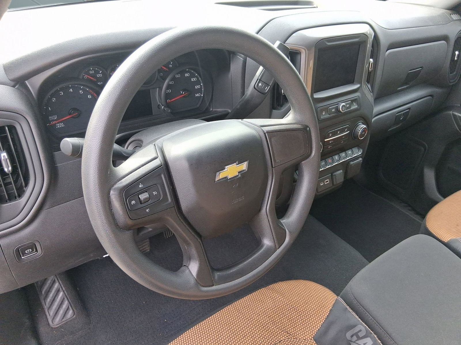 2021 Chevrolet Silverado 1500 Custom photo 4