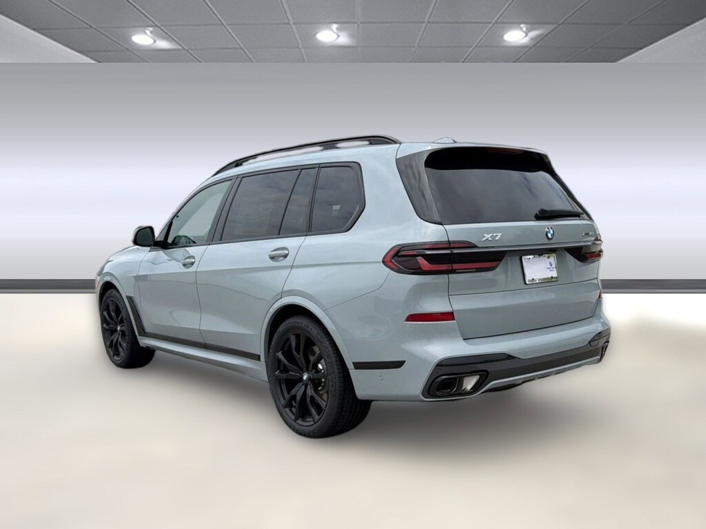 New 2027 BMW X7 xDrive40i SUV