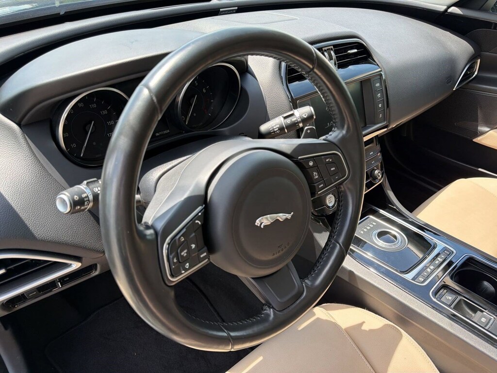 Used 2018 Jaguar XE 25t Sedan