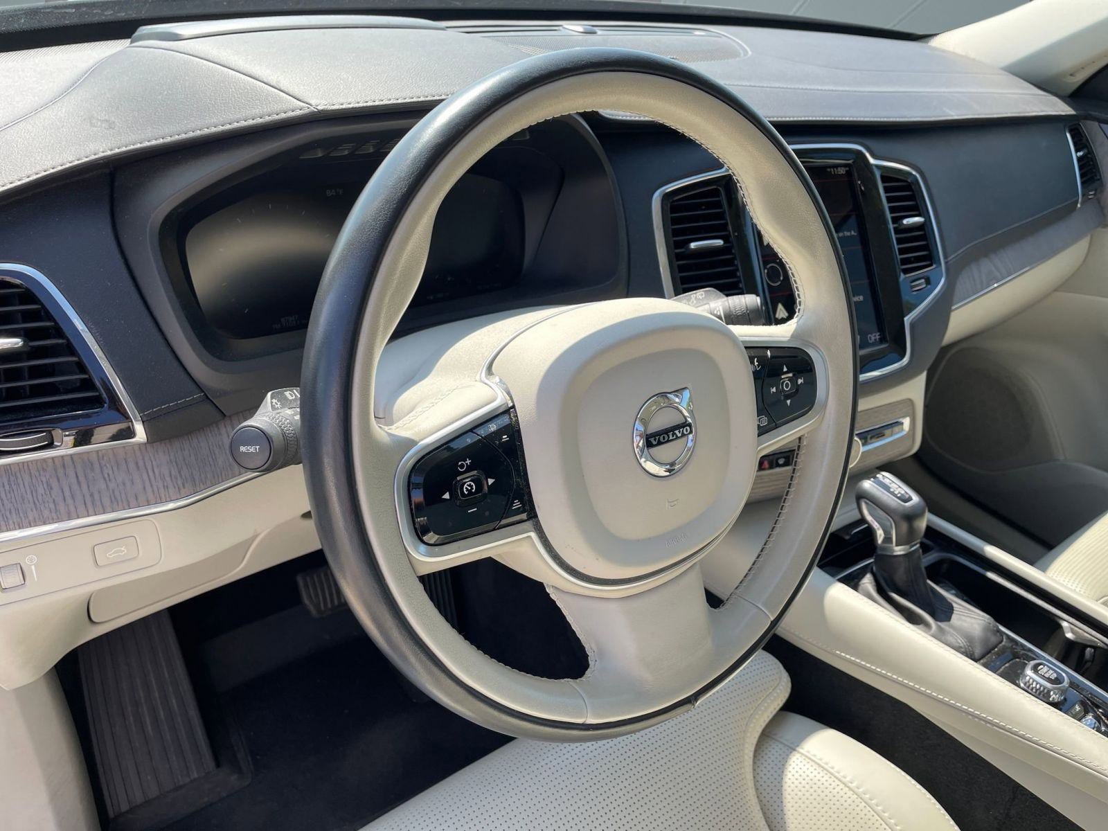 2020 Volvo XC90 T6 Inscription photo 4