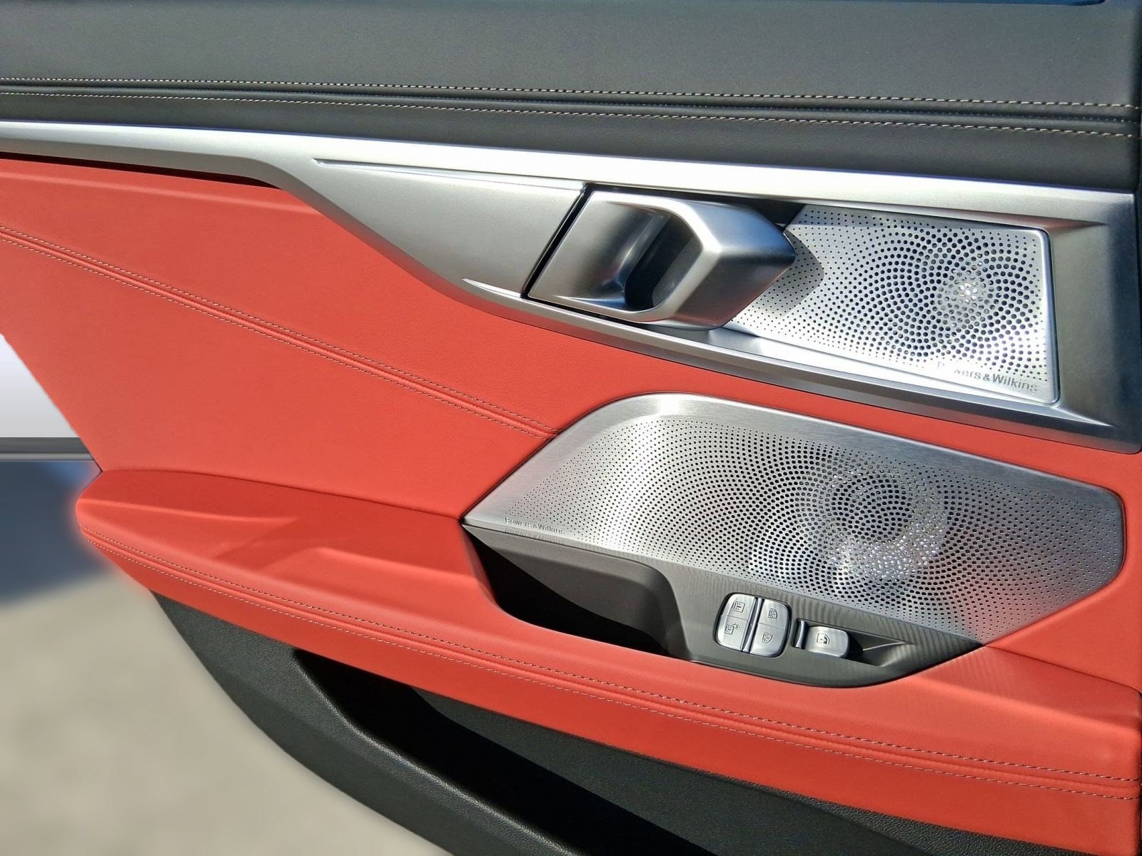 2026 BMW 8 Series 840i - Photo 22