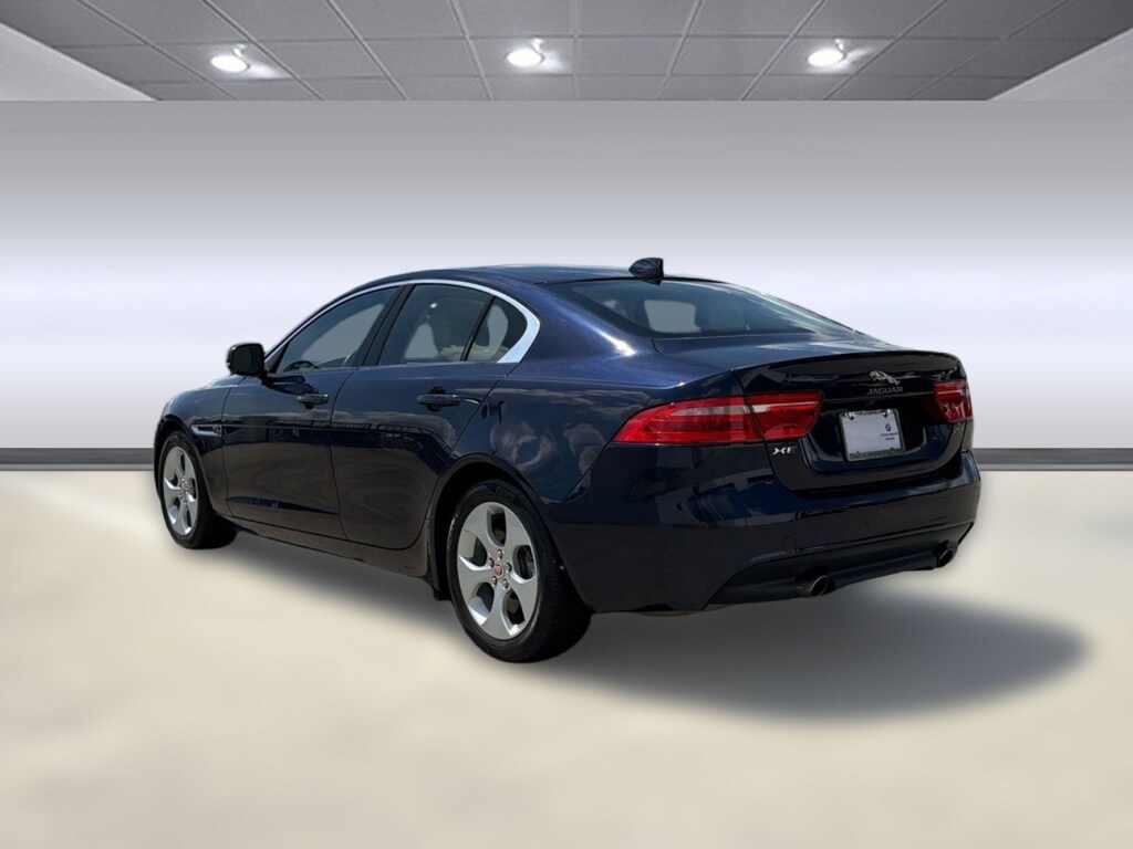 Used 2018 Jaguar XE 25t Sedan