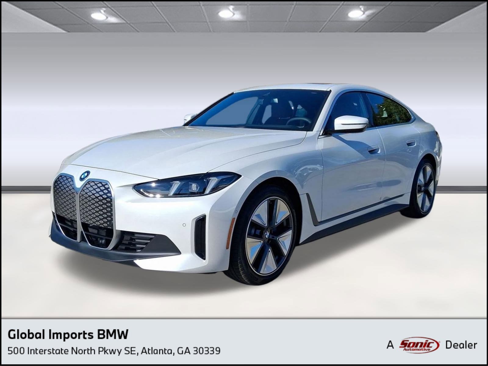 2025 BMW i4 40's photo