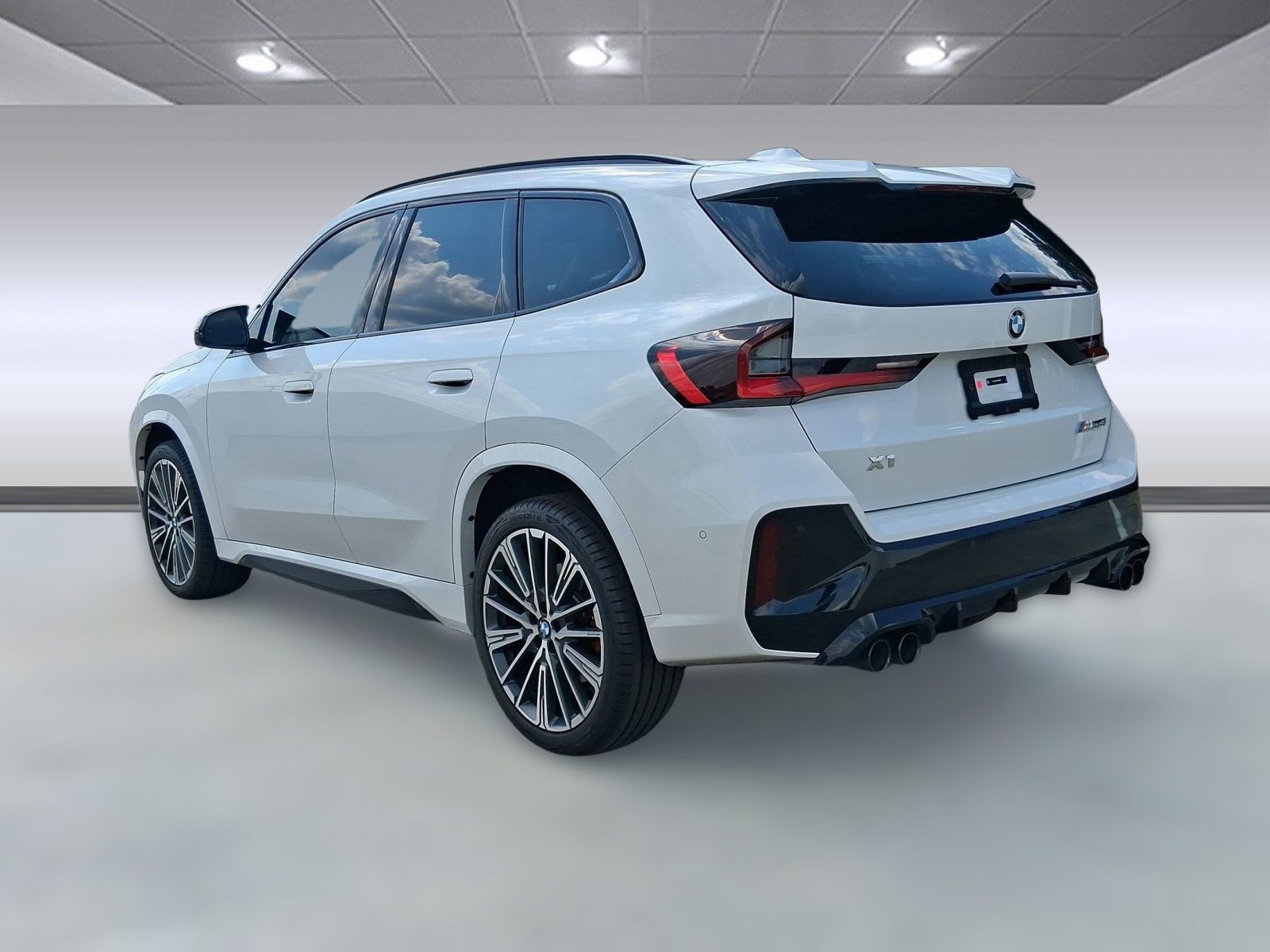 2025 Bmw X1 M35i photo 3