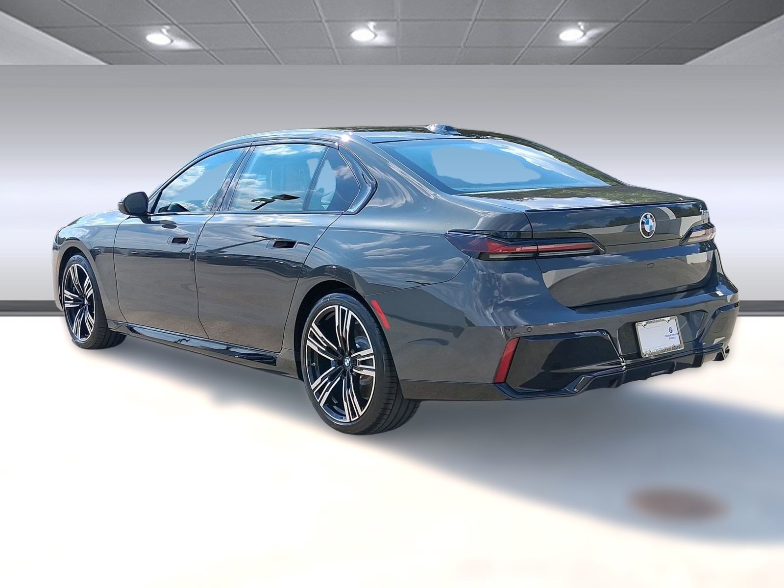 2026 Bmw 740i photo 3